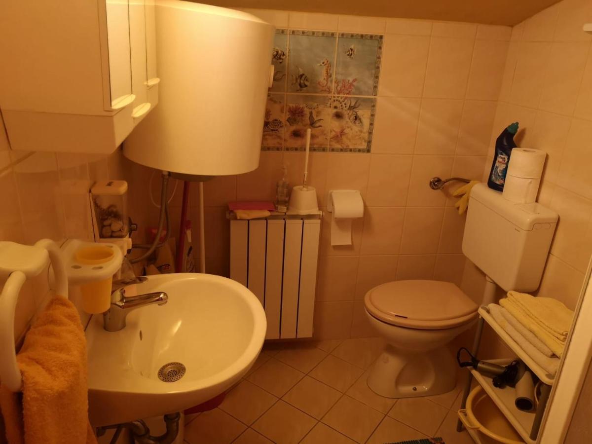 Apartment Samanta Sisan Exterior photo